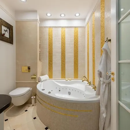 Apartment Romantic Getaway In Warsaw